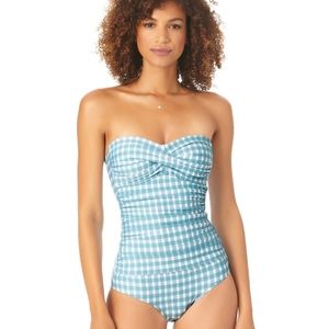 Anne Cole one piece swimsuit. NWT
